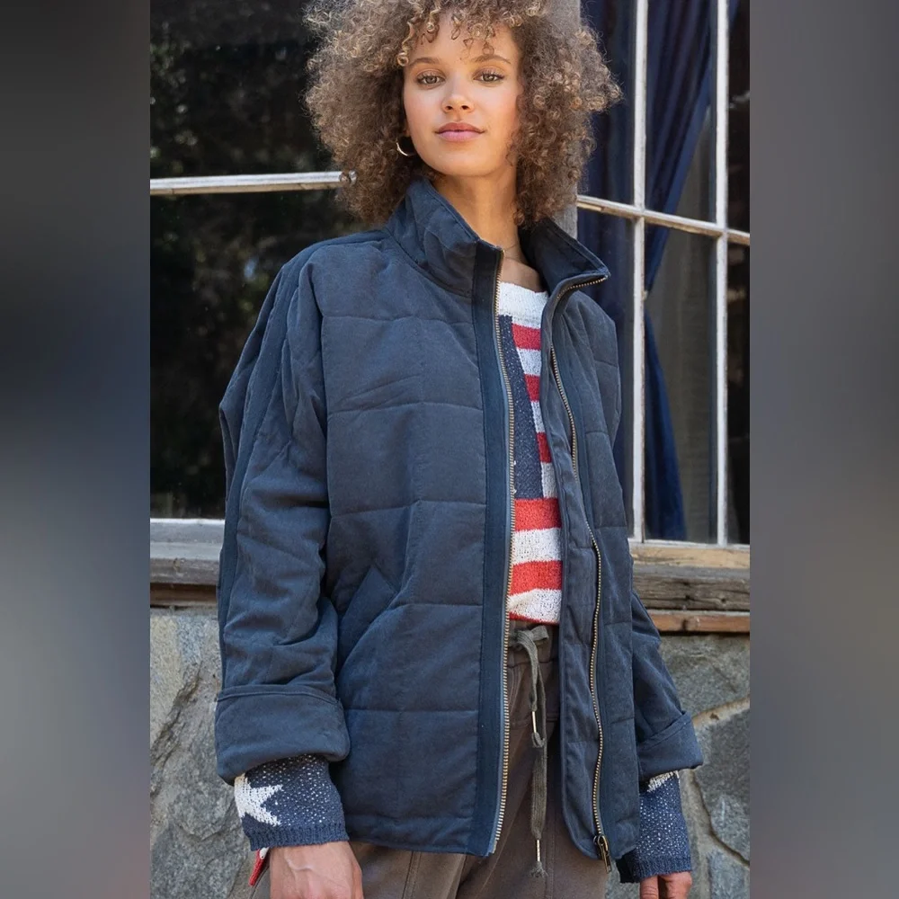 POL Navy Quilted Knit Bomber Jacket Womens Size Large - Picture 4 of 10